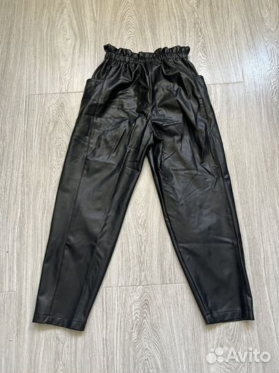 Кожаные брюки Zara