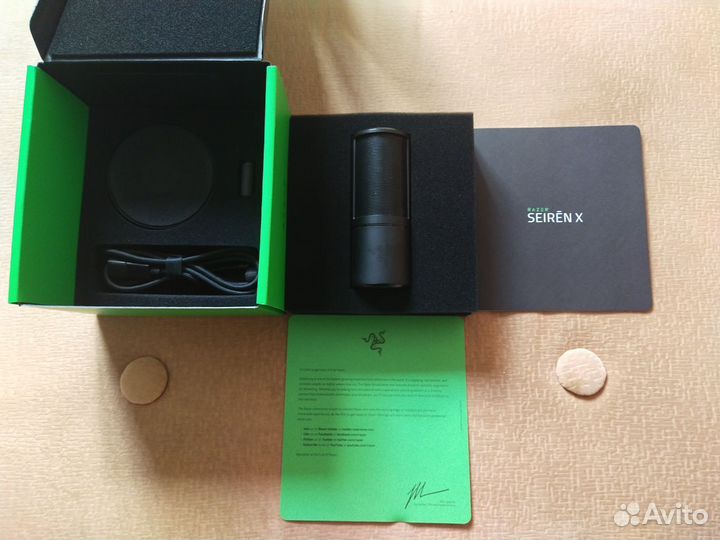 Микрофон Razer seiren x