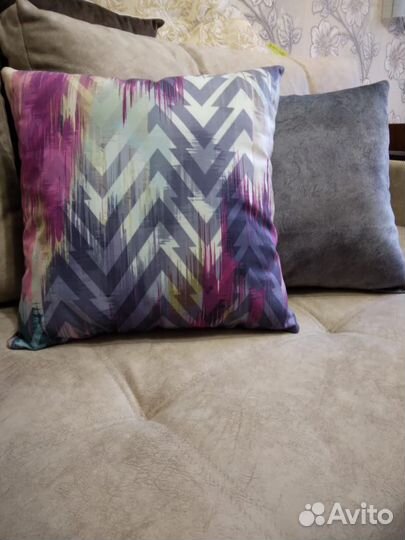 Набор декоративных подушек