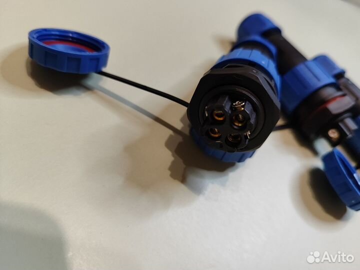 Разъем водный