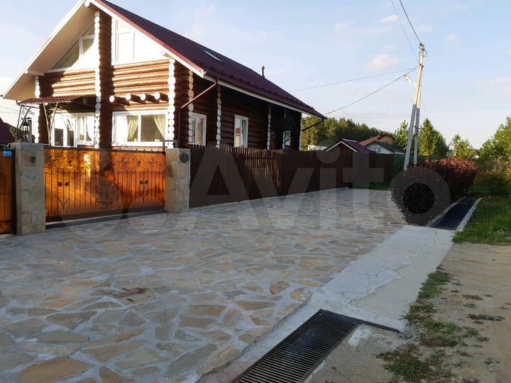 Дом 160 м² на участке 12 сот.