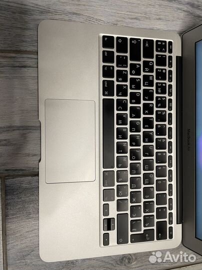 Apple MacBook Air 11