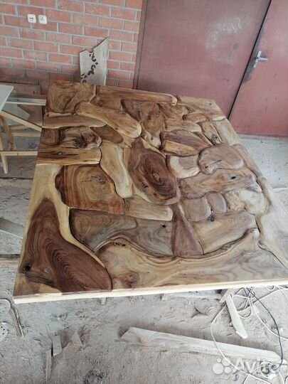 Панно из дерева