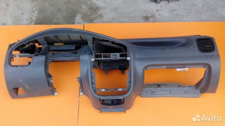 Панель торпедо на Chevrolet Lanos