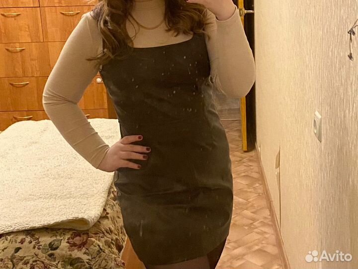 Кожаный сарафан 46