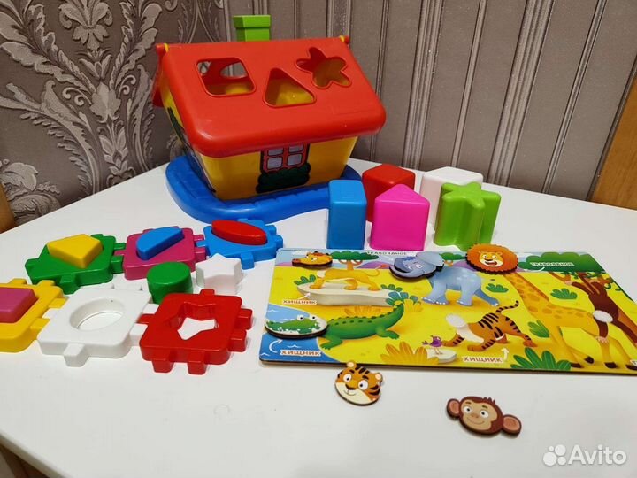 Развивающие игрушки