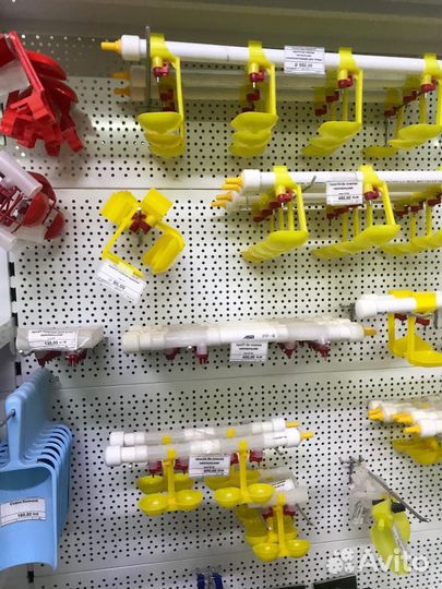 Поилка ниппельная для взрослой птицы