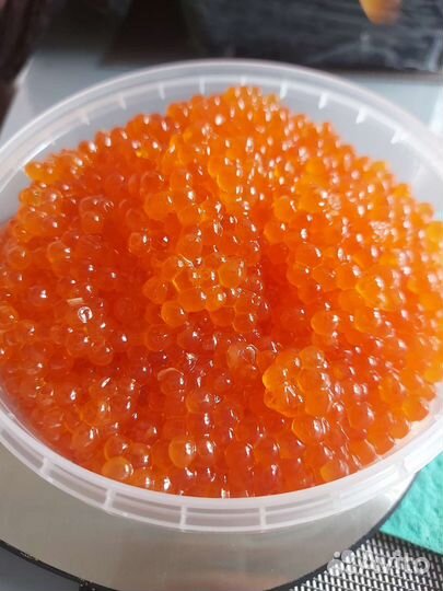 Красная икра с о. Сахалин и Камчатки