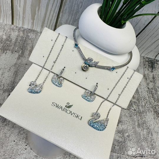 Серьги swarovski swan, кулон swarovski и браслет