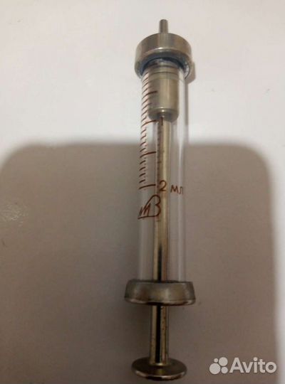 Шприц ин'екционный