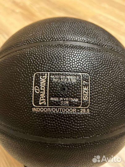 Баскетбольный мяч