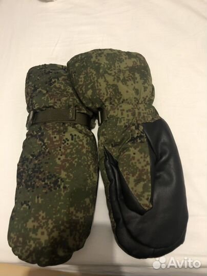 Варежки военные