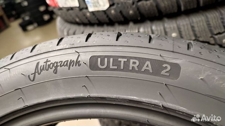 Ikon Tyres Autograph Ultra 2 235/45 R17 97Y