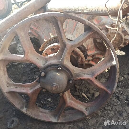 Направляющее колесо Т-150 Ленивец Т-150