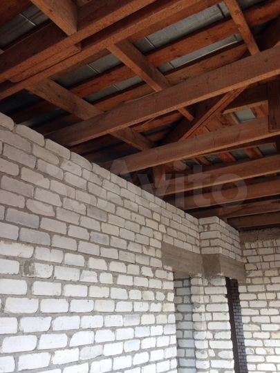 Дом 1000 м² на участке 8 сот.