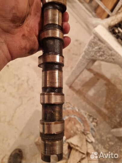 Распредвалы с постелью