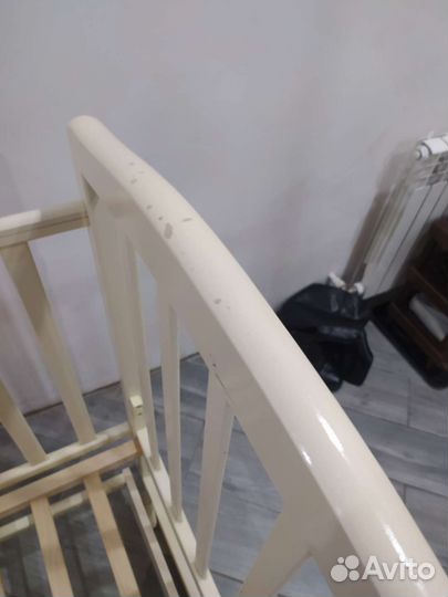 Детская кроватка с поперечным маятником