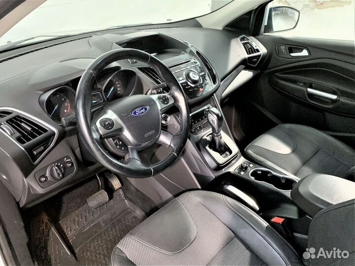 Ford Kuga, 2013