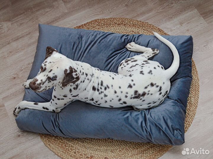 Лежанка для собак и кошек