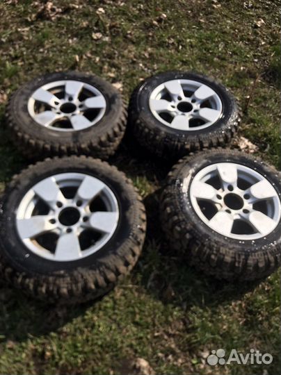 Шины диски сбори 205 70 15 вездеход OFF -road