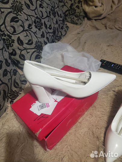 Туфли женские 40 размер новые