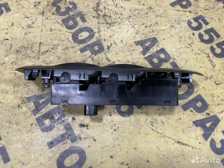 Блок стеклоподъемников Mitsubishi Lancer 9