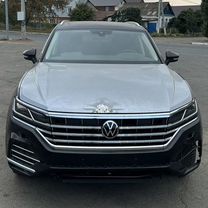 Volkswagen Touareg 2.0 AT, 2021, битый, 41 000 км, с пробегом, цена 3 850 000 руб.