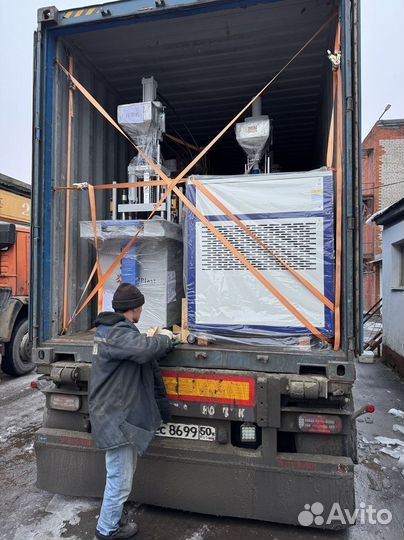 Термопластавтомат вертикальный та-150S