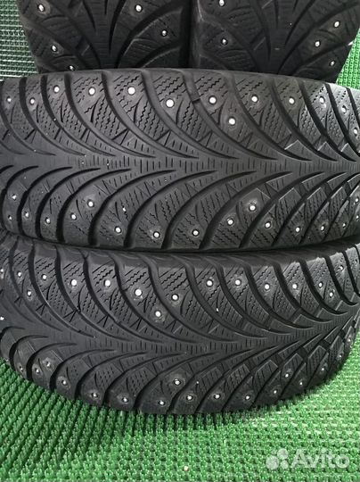 Sava Eskimo Stud 215/65 R16 98T