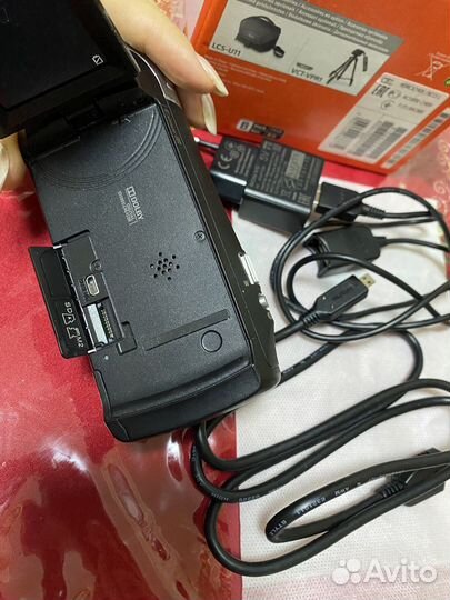 Видеокамера HD sony cx240e