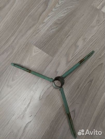 Подставка под елку СССР диаметр 40 мм(4 см)