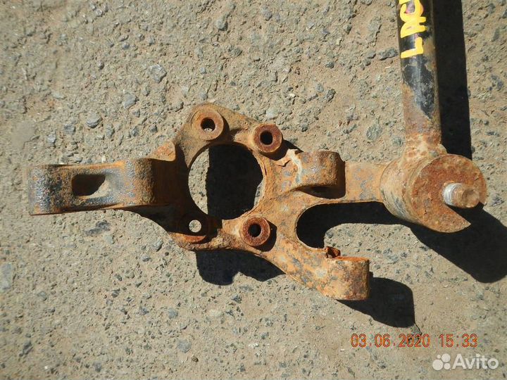 Кулак поворотный задний левый Chevrolet Lacetti 2