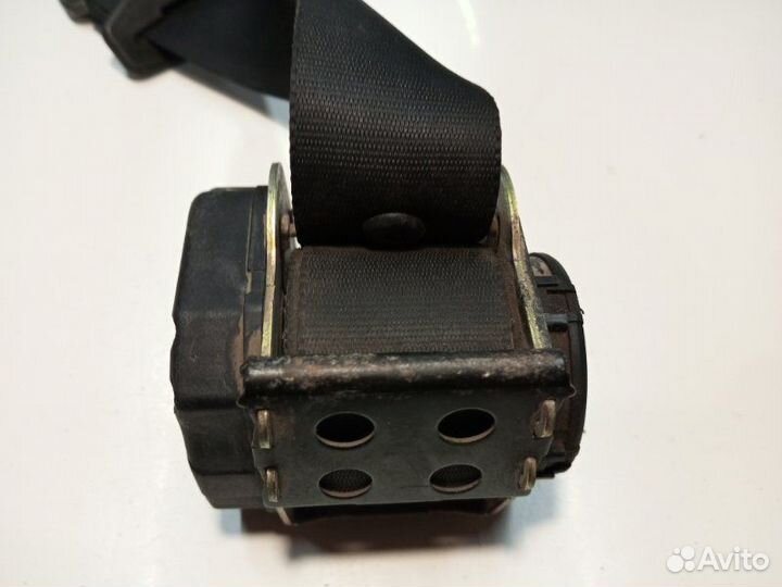 Ремень безопасности задний левый Ford Focus 1