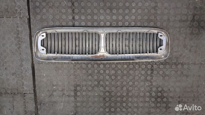 Решетка радиатора Jaguar XJ 1997–2003, 2001