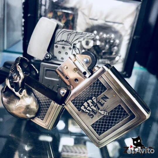 Зажигалка zippo Se7en Череп