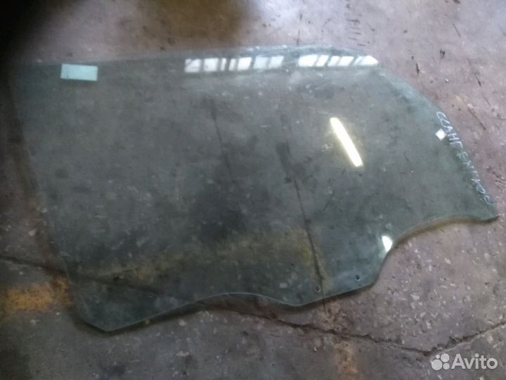 Стекло передней правой двери Ssang Yong Korando