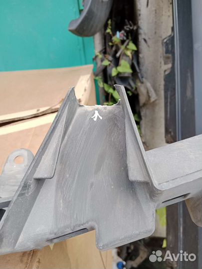 Каркас бампера передний Mercedes GLK A204