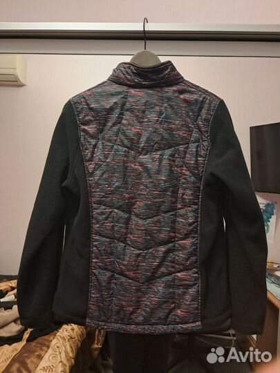 Куртка женская спортивная