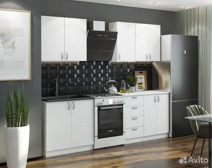 Кухня новая 180см