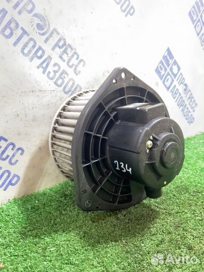 Моторчик печки Nissan Almera Classic седан 1.6