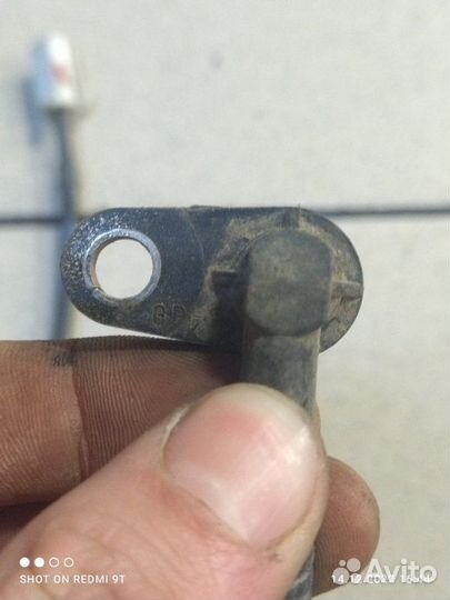 Датчик abs задний левый Hyundai Solaris 1