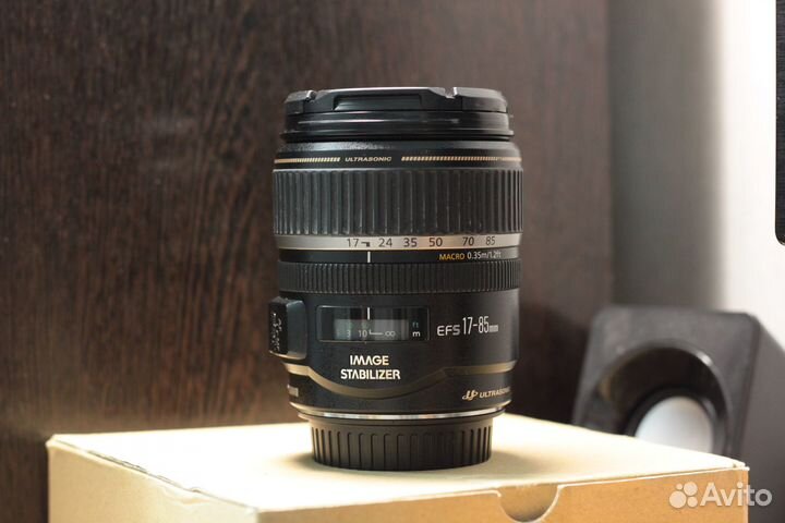 Объектив Canon