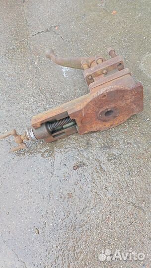 Суппорт от токарного станка