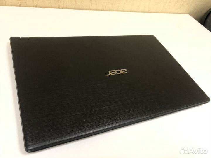 Мощный ноутбук full hd 2 видеокарты SSD/hdd