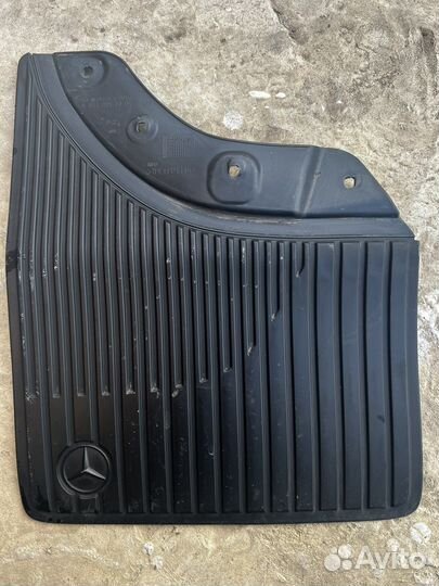 Брызгавиков на Mercedes G 2021