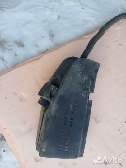 4E0827383C Замок крышки багажника Audi A8 D3 4E