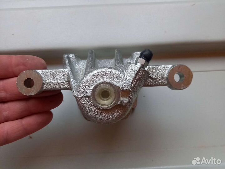 Суппорт тормозной задний Хёндэ Соната, Матрикс, хг