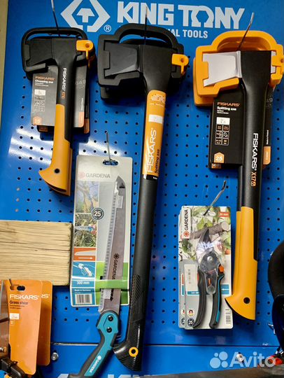 Ножницы для травы аккумуляторные Makita DUM604Z