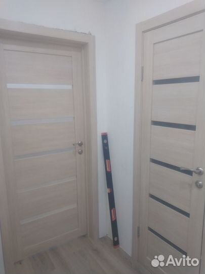 Монтаж межкомнатных и сейф дверей