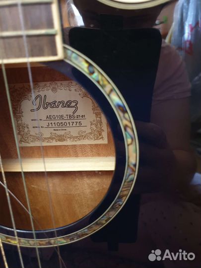 Электроакустическая гитара Ibanez AEG10E